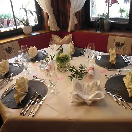 Pensjonat Felsenstueberl Sölden