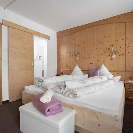 Felsenstueberl Pensjonat Sölden